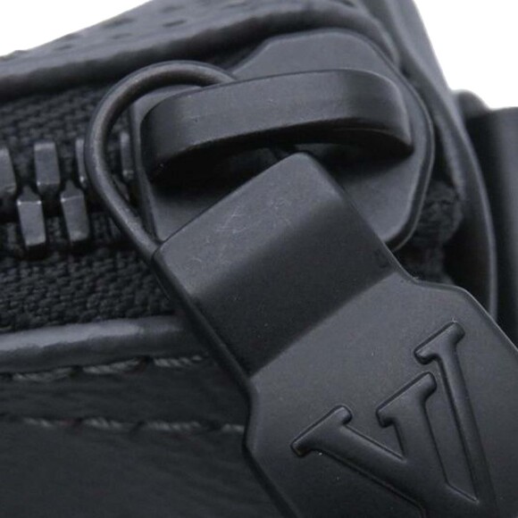 Pre-Loved Louis Vuitton Monogram Eclipse Reverse Keepall 25 - Picture 9 of 12